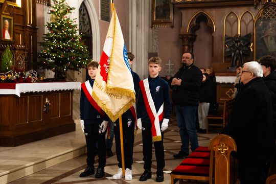 Msza św. inaugurująca 100 lecie Broni Radom (zdjęcia) Msza św. inaugurująca 100 lecie Broni Radom (zdjęcia)