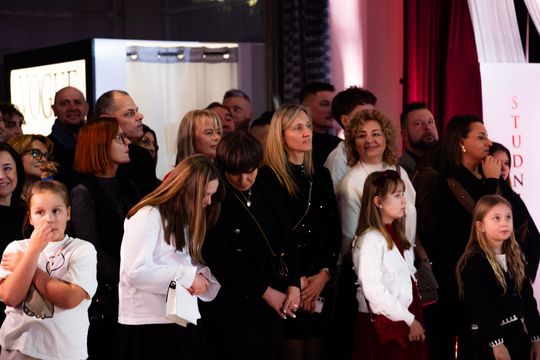 Studniówka III Liceum Ogólnokształcącego im. płk Dionizego Czachowskiego (zdjęcia)