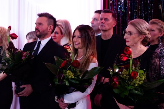 Studniówka III Liceum Ogólnokształcącego im. płk Dionizego Czachowskiego (zdjęcia)