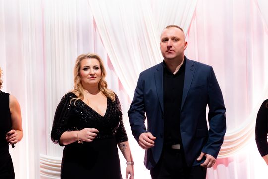 Studniówka III Liceum Ogólnokształcącego im. płk Dionizego Czachowskiego (zdjęcia)