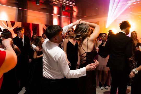 Studniówka III Liceum Ogólnokształcącego im. płk Dionizego Czachowskiego (zdjęcia) Studniówka III Liceum Ogólnokształcącego im. płk Dionizego Czachowskiego (zdjęcia)