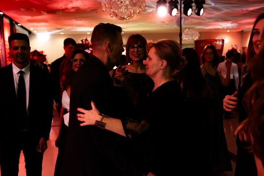 Studniówka III Liceum Ogólnokształcącego im. płk Dionizego Czachowskiego (zdjęcia)