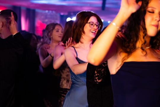 Studniówka III Liceum Ogólnokształcącego im. płk Dionizego Czachowskiego (zdjęcia)