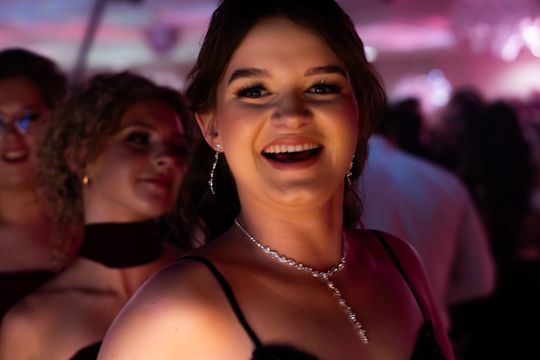 Studniówka III Liceum Ogólnokształcącego im. płk Dionizego Czachowskiego (zdjęcia)