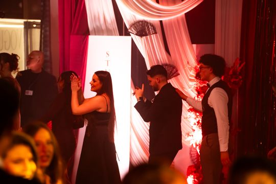 Studniówka III Liceum Ogólnokształcącego im. płk Dionizego Czachowskiego (zdjęcia) Studniówka III Liceum Ogólnokształcącego im. płk Dionizego Czachowskiego (zdjęcia)