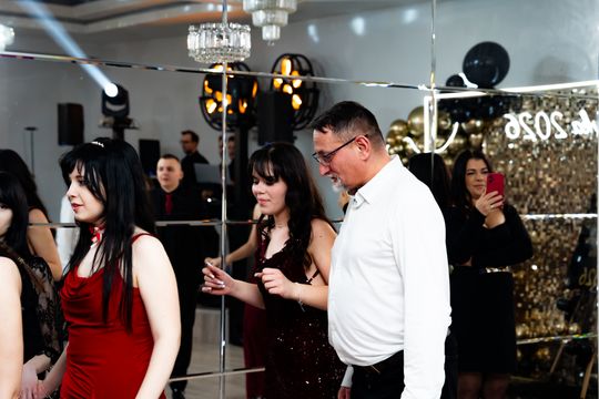 Bal maturalny Zespołu Szkół Plastycznych w Radomiu (zdjęcia)