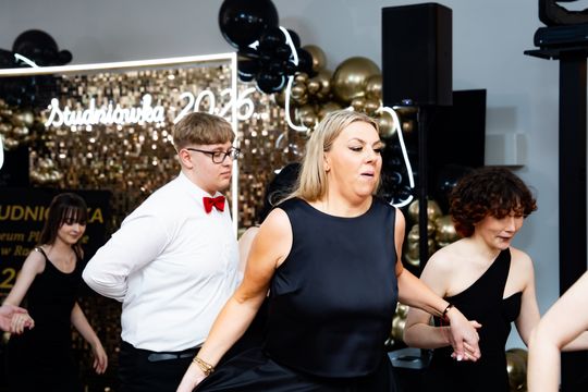 Bal maturalny Zespołu Szkół Plastycznych w Radomiu (zdjęcia)