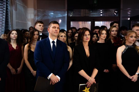 Studniówka IV Liceum Ogólnokształcącego im. dr. Tytusa Chałubińskiego w Radomiu (zdjęcia)