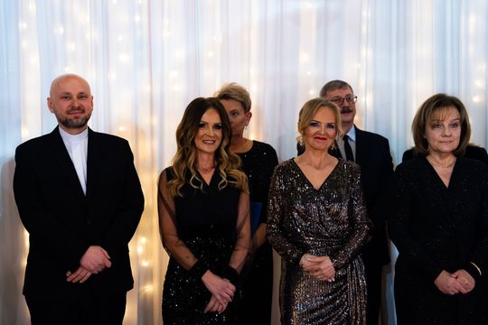 Studniówka IV Liceum Ogólnokształcącego im. dr. Tytusa Chałubińskiego w Radomiu (zdjęcia)