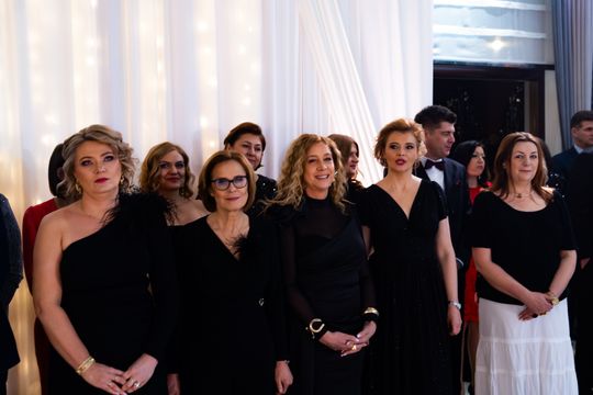 Studniówka IV Liceum Ogólnokształcącego im. dr. Tytusa Chałubińskiego w Radomiu (zdjęcia)