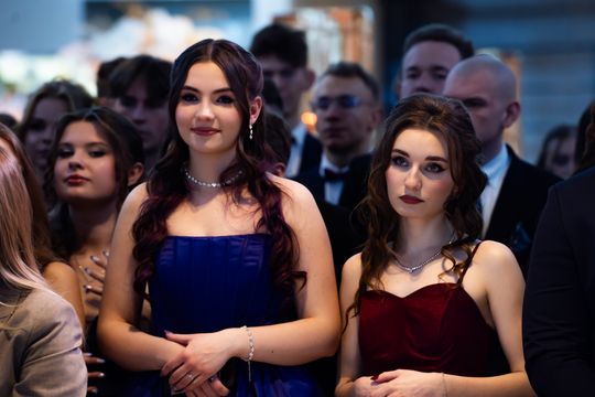 Studniówka IV Liceum Ogólnokształcącego im. dr. Tytusa Chałubińskiego w Radomiu (zdjęcia)