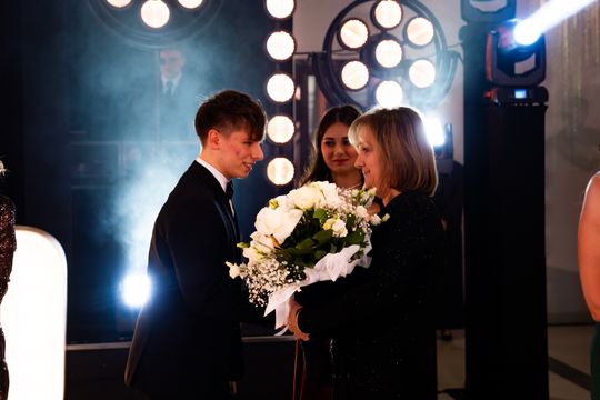 Studniówka IV Liceum Ogólnokształcącego im. dr. Tytusa Chałubińskiego w Radomiu (zdjęcia)