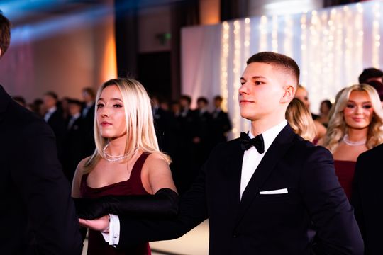 Studniówka IV Liceum Ogólnokształcącego im. dr. Tytusa Chałubińskiego w Radomiu (zdjęcia)