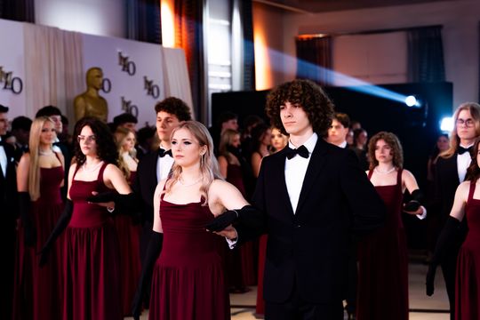 Studniówka IV Liceum Ogólnokształcącego im. dr. Tytusa Chałubińskiego w Radomiu (zdjęcia)