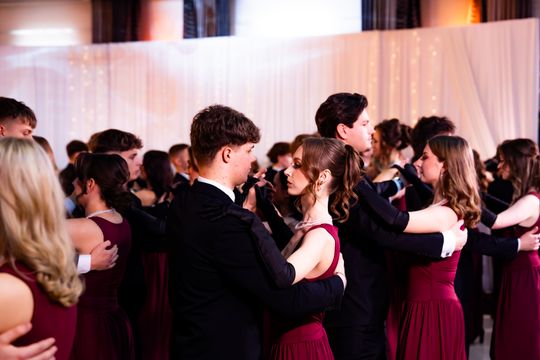 Studniówka IV Liceum Ogólnokształcącego im. dr. Tytusa Chałubińskiego w Radomiu (zdjęcia)