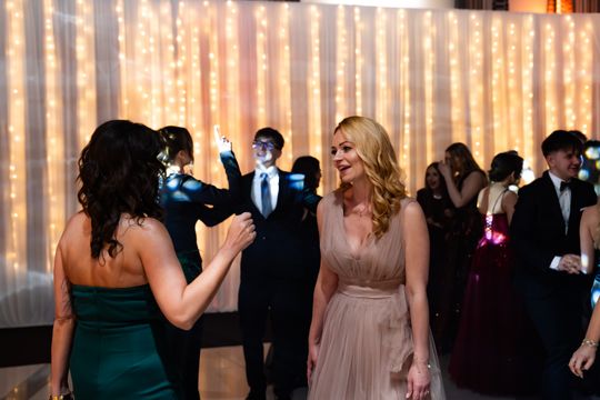 Studniówka IV Liceum Ogólnokształcącego im. dr. Tytusa Chałubińskiego w Radomiu (zdjęcia)