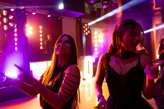 Studniówka IV Liceum Ogólnokształcącego im. dr. Tytusa Chałubińskiego w Radomiu (zdjęcia)