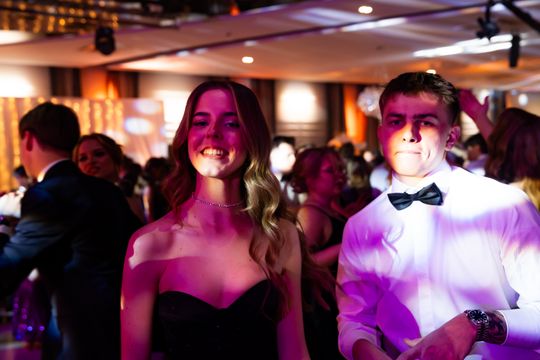 Studniówka IV Liceum Ogólnokształcącego im. dr. Tytusa Chałubińskiego w Radomiu (zdjęcia)