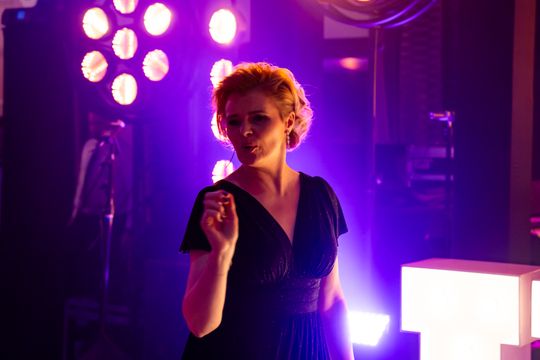 Studniówka IV Liceum Ogólnokształcącego im. dr. Tytusa Chałubińskiego w Radomiu (zdjęcia)