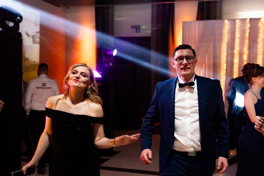 Studniówka IV Liceum Ogólnokształcącego im. dr. Tytusa Chałubińskiego w Radomiu (zdjęcia)