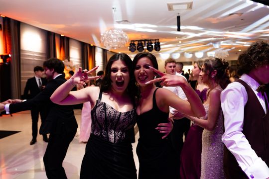 Studniówka IV Liceum Ogólnokształcącego im. dr. Tytusa Chałubińskiego w Radomiu (zdjęcia)