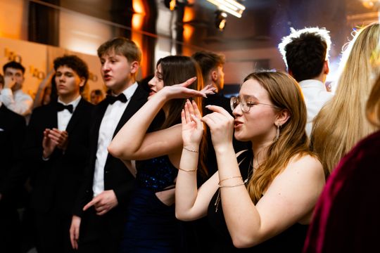 Studniówka IV Liceum Ogólnokształcącego im. dr. Tytusa Chałubińskiego w Radomiu (zdjęcia)