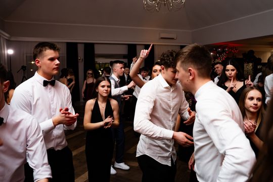 Studniówka Liceum Ogólnokształcącego im. M. Dąbrowskiej w Pionkach (zdjęcia)