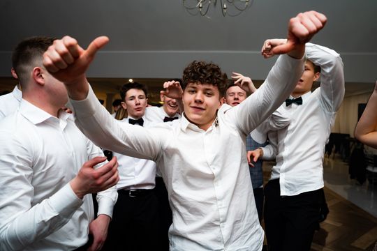 Studniówka Liceum Ogólnokształcącego im. M. Dąbrowskiej w Pionkach (zdjęcia)