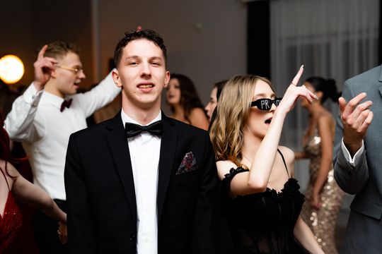 Studniówka Liceum Ogólnokształcącego im. M. Dąbrowskiej w Pionkach (zdjęcia)