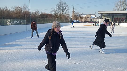 Ferie na lodowisku MOSiR na Borkach w Radomiu