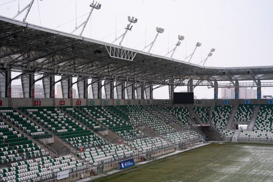 Ostatnie prace na sektorze dla gości na stadionie przy Struga (zdjęcia)