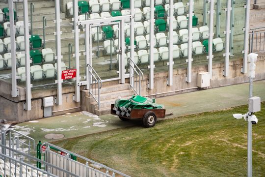 Ostatnie prace na sektorze dla gości na stadionie przy Struga (zdjęcia)
