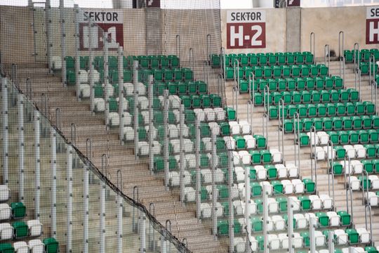 Ostatnie prace na sektorze dla gości na stadionie przy Struga (zdjęcia)