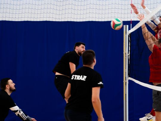 Mistrzostwa Służb Mundurowych i Medycznych w piłkę Siatkową (zdjęcia)