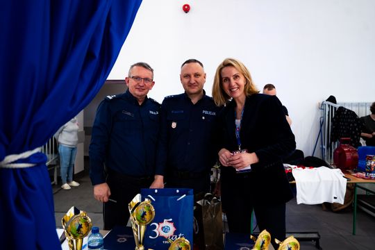 Mistrzostwa Służb Mundurowych i Medycznych w piłkę Siatkową (zdjęcia)