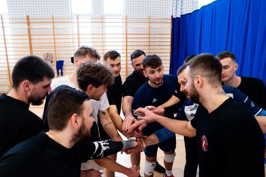 Mistrzostwa Służb Mundurowych i Medycznych w piłkę Siatkową (zdjęcia)