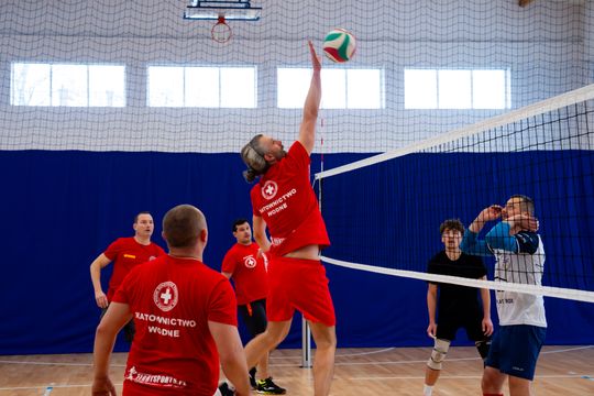 Mistrzostwa Służb Mundurowych i Medycznych w piłkę Siatkową (zdjęcia)