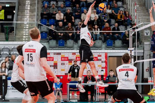 Pierrot Czarni Radom - Nowak-Mosty MKS Będzin (zdjęcia)