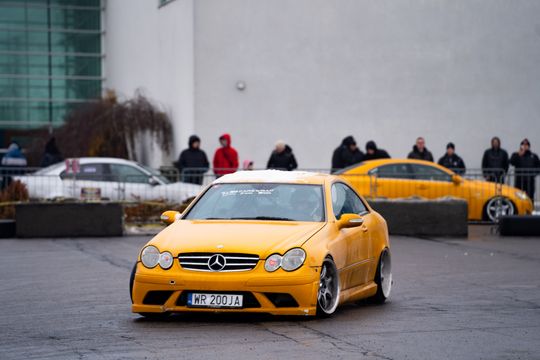 Charytatywny Drift Show na terenie E.Leclerc Radom (zdjęcia) Charytatywny Drift Show na terenie E.Leclerc Radom (zdjęcia)