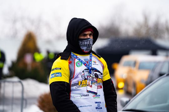 Charytatywny Drift Show na terenie E.Leclerc Radom (zdjęcia)