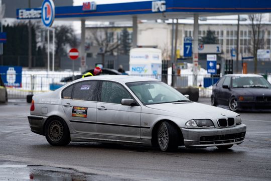 Charytatywny Drift Show na terenie E.Leclerc Radom (zdjęcia) Charytatywny Drift Show na terenie E.Leclerc Radom (zdjęcia)