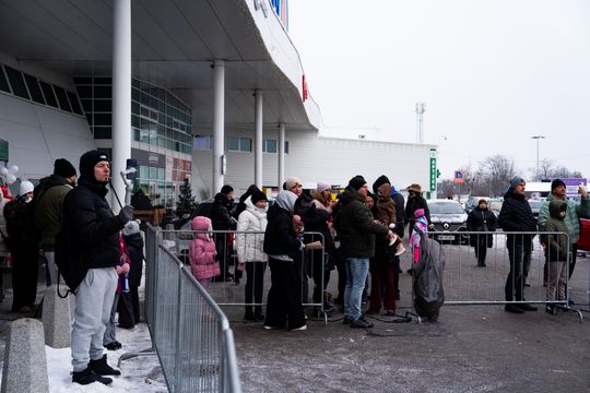 Charytatywny Drift Show na terenie E.Leclerc Radom (zdjęcia)