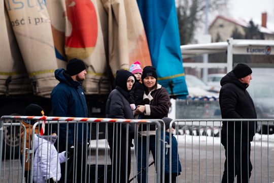 Charytatywny Drift Show na terenie E.Leclerc Radom (zdjęcia)