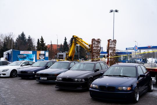 Charytatywny Drift Show na terenie E.Leclerc Radom (zdjęcia)
