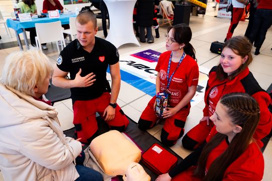 Finał WOŚP z ŚL WOPR i Radomskim Szpitalem Specjalistycznym (zdjęcia)
