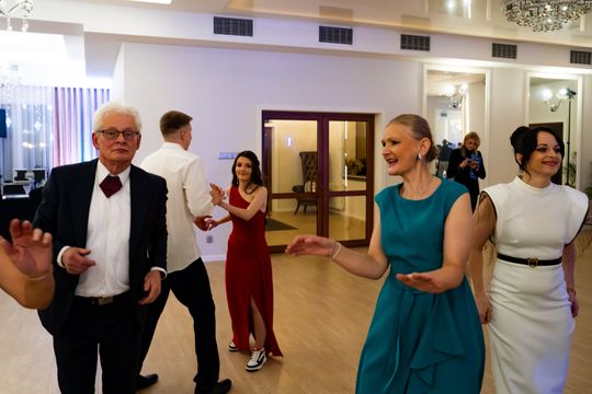 Studniówka - Zespół Szkół Zawodowych im. mjra Henryka Dobrzańskiego Hubala (zdjęcia)