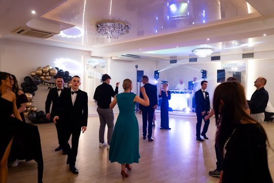 Studniówka - Zespół Szkół Zawodowych im. mjra Henryka Dobrzańskiego Hubala (zdjęcia)