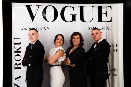 Studniówka - Zespół Szkół Zawodowych im. mjra Henryka Dobrzańskiego Hubala (zdjęcia)