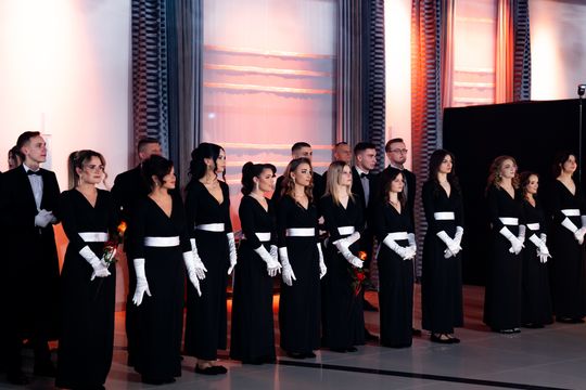 Studniówka Zespołu Szkół Ekonomicznych (zdjęcia)