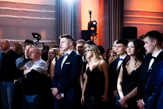 Studniówka Zespołu Szkół Ekonomicznych (zdjęcia)